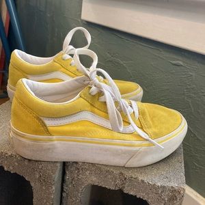 🌼 Yellow Vans 🌼